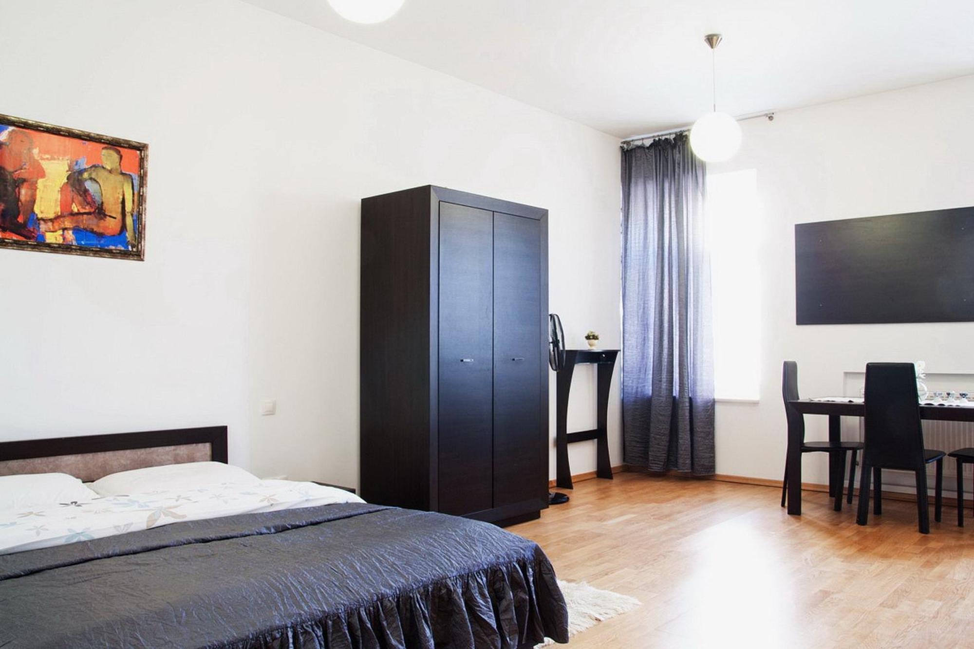 Apartment In The Centre Of Lviv Room photo